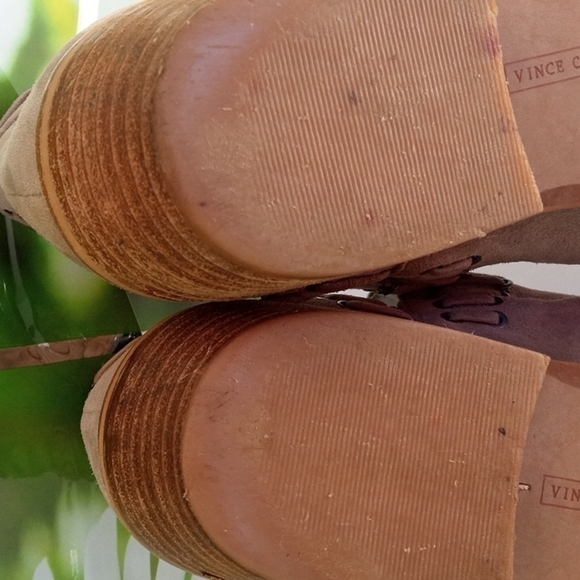 Vince Camuto  Suede Ankle Booties, US 9, Tan, Pre-owned - Picture 12 of 13